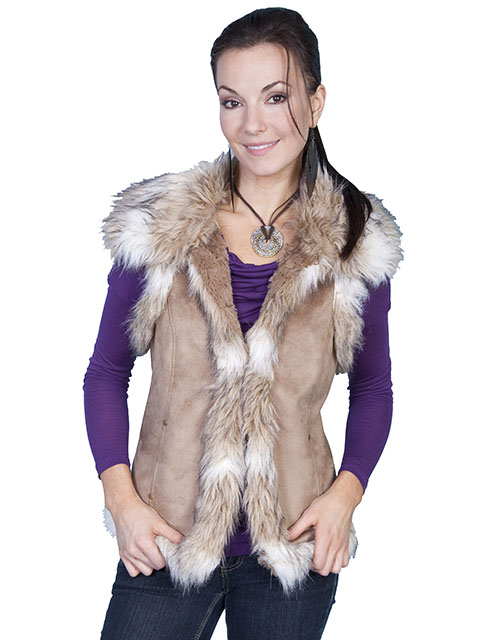 (image for) Fashionable faux fur vest